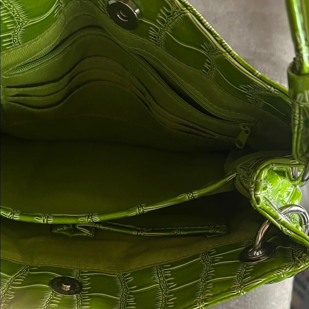 Green Textured Women's Handbag - Picture 3 of 5